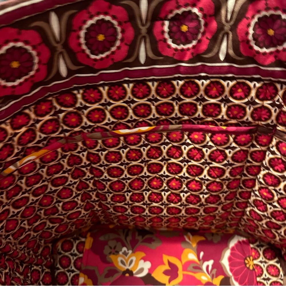 Vera Bradley Tote - Picture 7 of 8